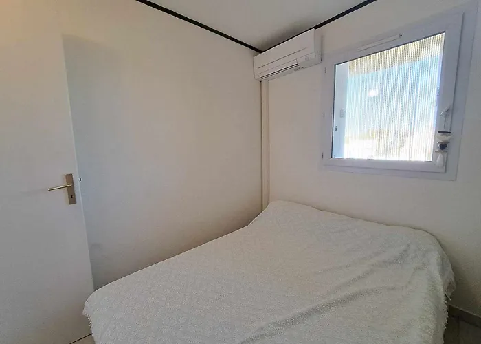 2 Pieces Climatise Avec Balcon, Garage Et Piscine A - Fr-1-326-707 Marseillan (Herault)